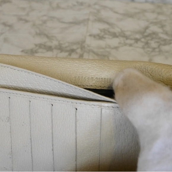 GUCCI Vintage Authentic Long Wallet Purse GG Canvas Leather White - Picture 2 of 9